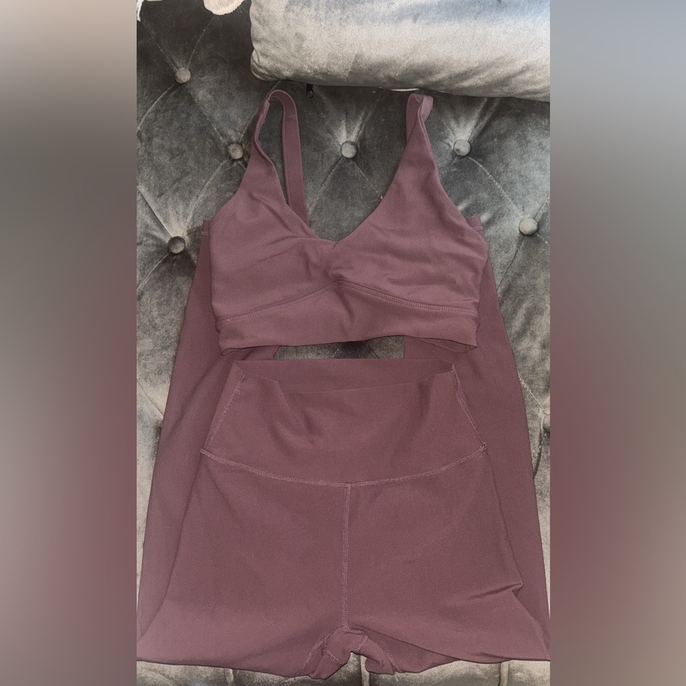 Wilo chocolate brown workout set